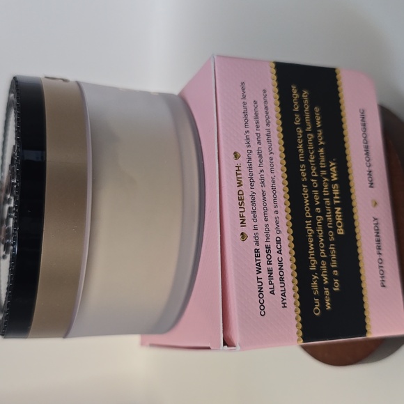 Too Faced Born This Way Ethereal Setting Powder - Translucent - Picture 7 of 12